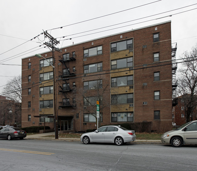 Knightsbridge in Fort Lee, NJ - Foto de edificio - Building Photo