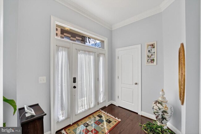 712 Sentry Square in Oxon Hill, MD - Building Photo - Building Photo