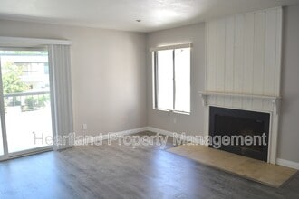 450 W Vermont Ave in Escondido, CA - Building Photo - Building Photo