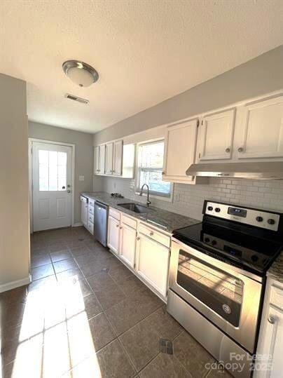 2109 Heather Glen Ln in Charlotte, NC - Building Photo - Building Photo