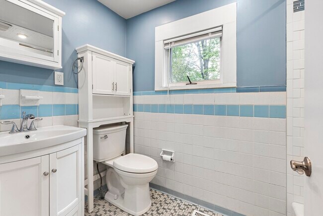 property at 29 Carpenter St