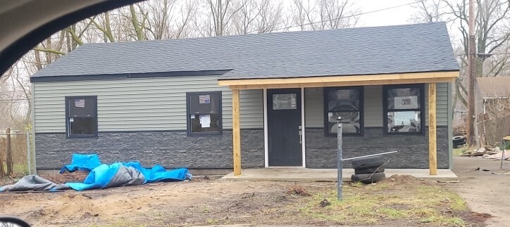 1045 Greene St in Gary, IN - Building Photo