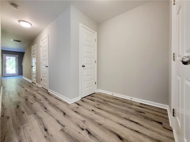 2526 Piering Dr in Stonecrest, GA - Building Photo - Building Photo
