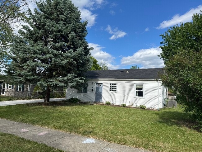 property at 1843 Burry Cir Dr