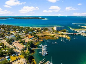 240 Harmon Ave in Panama City, FL - Building Photo