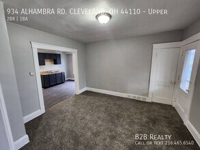 934 Alhambra Rd in Cleveland, OH - Building Photo - Building Photo