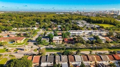 2335 NE 172nd St in North Miami Beach, FL - Building Photo - Building Photo
