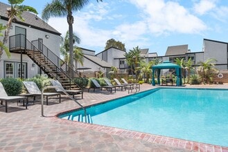 Highland Pinetree Apartments in Fullerton, CA - Building Photo - Building Photo