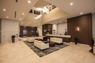 7751 NW 107th Ave, Unit 707 in Doral, FL - Building Photo - Building Photo