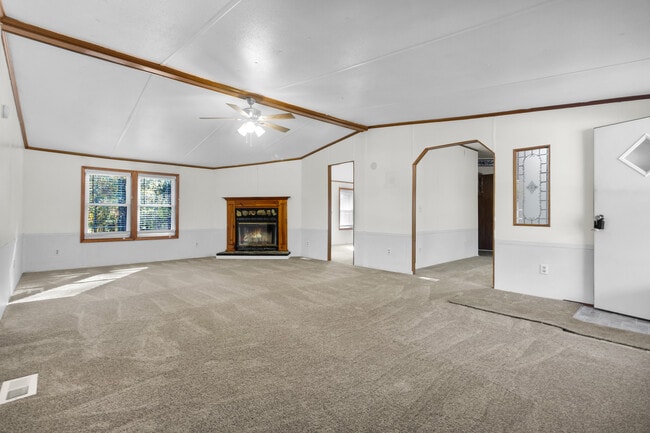 220 Tree Ln in New Bern, NC - Building Photo - Building Photo