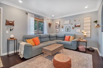 2736 B St, Unit 204 in San Diego, CA - Foto de edificio - Building Photo