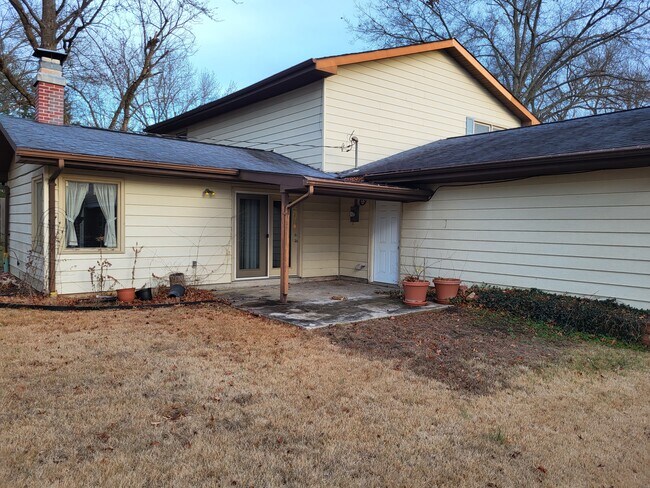 1305 Whitney Ln in Rolla, MO - Building Photo - Building Photo