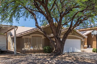 15824 N 33rd Pl in Phoenix, AZ - Building Photo - Building Photo