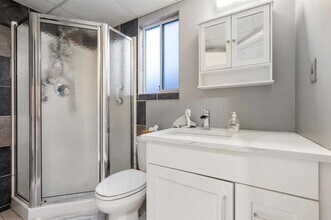 11673 Glenhurst St in Maple Ridge, BC - Building Photo - Building Photo