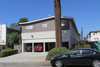 11611 Darlington Ave in Los Angeles, CA - Building Photo - Building Photo