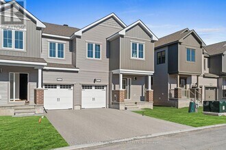 513 Brigatine Ave in Ottawa, ON - Building Photo - Building Photo