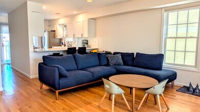 216 Parker Hill Ave in Boston, MA - Building Photo - Building Photo