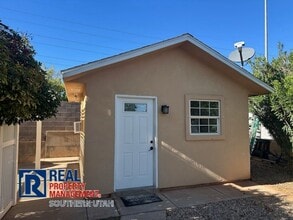 2990 E Riverside Dr in Saint George, UT - Foto de edificio - Building Photo