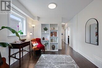 210 Beta St in Toronto, ON - Building Photo - Building Photo