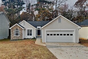 2071 Boone Pl in Snellville, GA - Building Photo