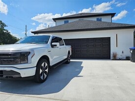 2075 Jewell Ave in Winter Park, FL - Building Photo