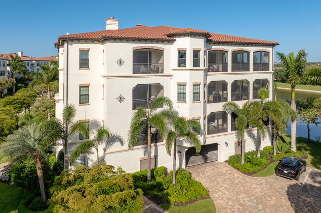 Carrara at Talis Park in Naples, FL - Foto de edificio - Building Photo