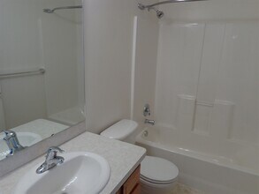 235 W 1875 N in North Ogden, UT - Building Photo - Building Photo