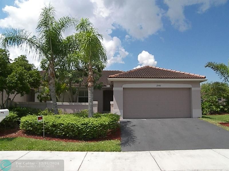 1943 Cygnus Ct in Weston, FL - Building Photo