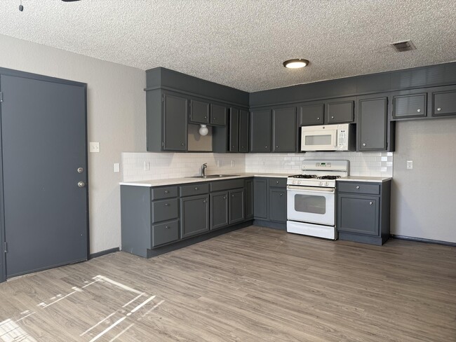 1318 25th St in Lubbock, TX - Building Photo - Building Photo