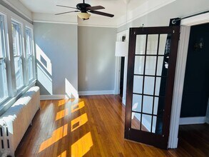 11 Elliott Pl in Glen Cove, NY - Building Photo - Building Photo