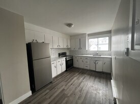 46 Terris Ave in Moncton, NB - Building Photo