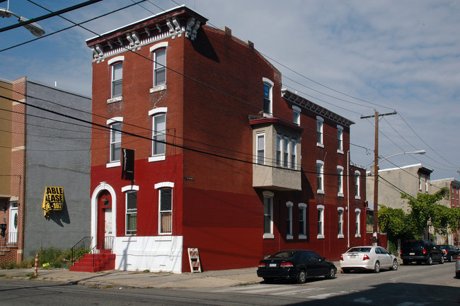 1617 Oxford in Philadelphia, PA - Building Photo - Building Photo