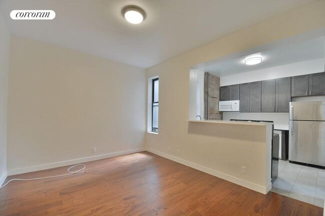 530 W 123rd St in New York, NY - Building Photo - Building Photo
