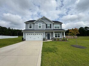 5571 Tall Timbers Dr in Fayetteville, NC - Building Photo - Building Photo