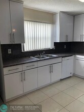 5821 Swordfish Ct in Tamarac, FL - Building Photo - Building Photo