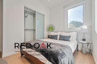 8820 Belford Ave in Los Angeles, CA - Building Photo - Building Photo