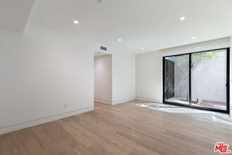 4053 Sapphire Dr in Los Angeles, CA - Building Photo - Building Photo