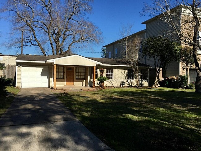 5536 Jessamine St in Houston, TX - Foto de edificio - Building Photo