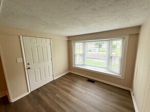 1335 Waldemere Ave in Indianapolis, IN - Building Photo - Building Photo