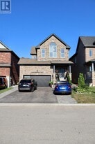 1260 Bardeau St in Innisfil, ON - Building Photo