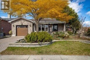 485 Gowland CR in Milton, ON - Building Photo