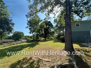 4410 Bluebird Ln in Lithia Springs, GA - Foto de edificio - Building Photo