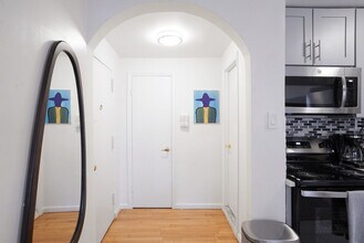 227 E 30th St in New York, NY - Building Photo - Building Photo