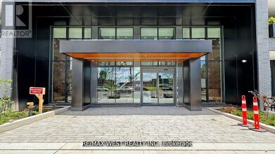 1100 Sheppard Ave W in Toronto, ON - Building Photo - Building Photo