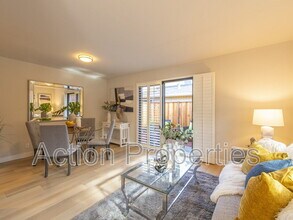 578 Vista Ave in Palo Alto, CA - Building Photo - Building Photo