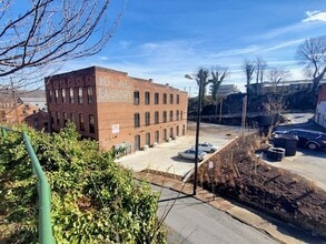 100 Horseford Rd in Lynchburg, VA - Foto de edificio - Building Photo