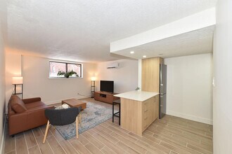 160 Dowling Ave Toronto in Toronto, ON - Building Photo - Building Photo