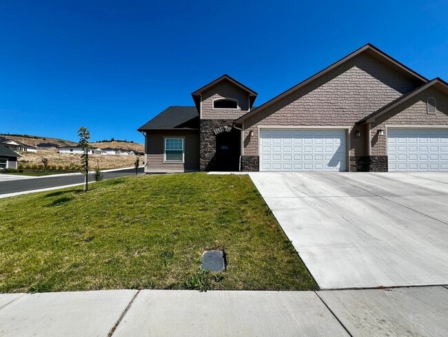 property at 8819 Kail Dr