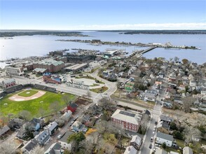 31 Bridge St, Unit 906 Trinity Street - 103 in Newport, RI - Building Photo - Building Photo