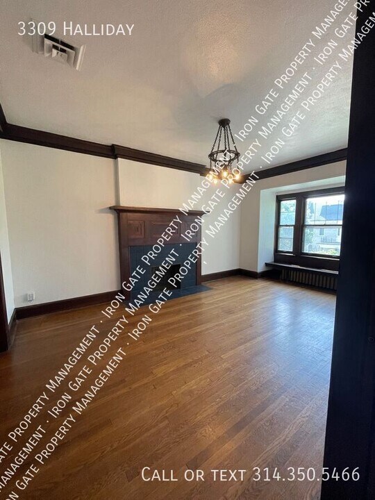 3307-3309 Halliday Ave in St. Louis, MO - Foto de edificio